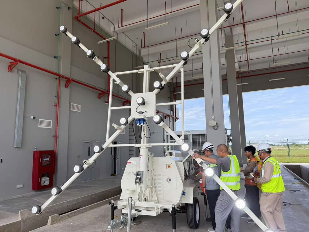 拖車式移動(dòng)照明車 機(jī)場(chǎng)跑道關(guān)閉預(yù)警標(biāo)志燈塔4TN4000B